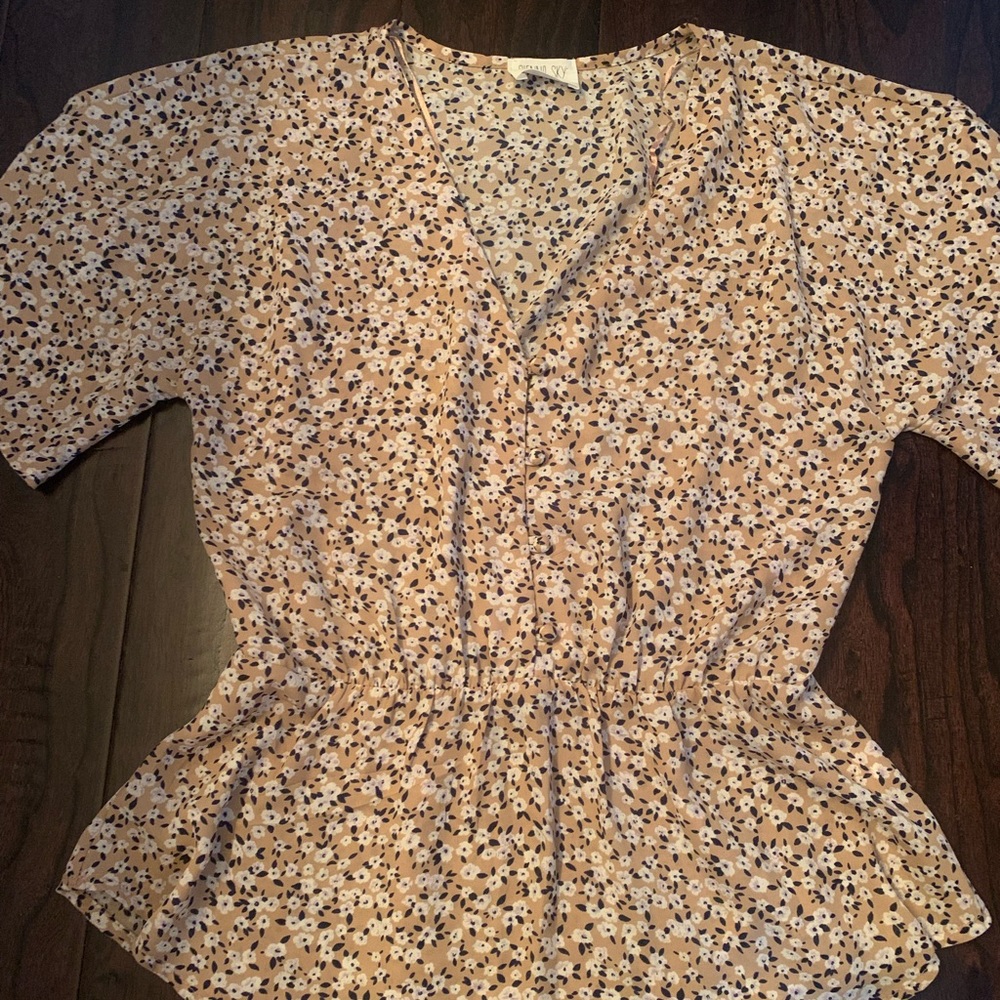 Sienna Sky Peplum Top